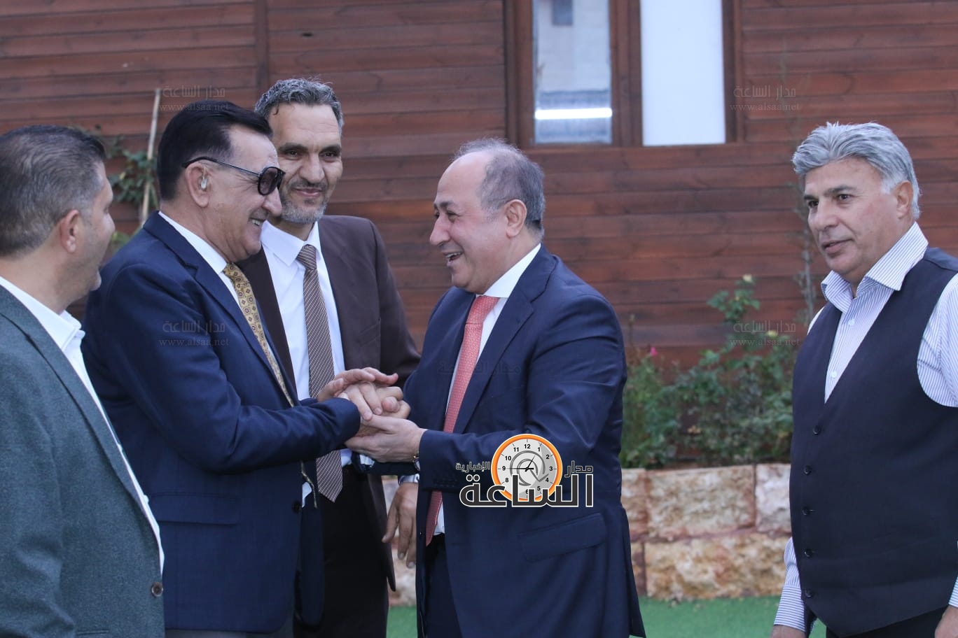 Madar Al-Saa Images 0.900416211308696