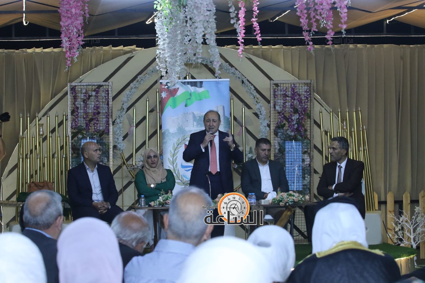 Madar Al-Saa Images 0.6418633417341855