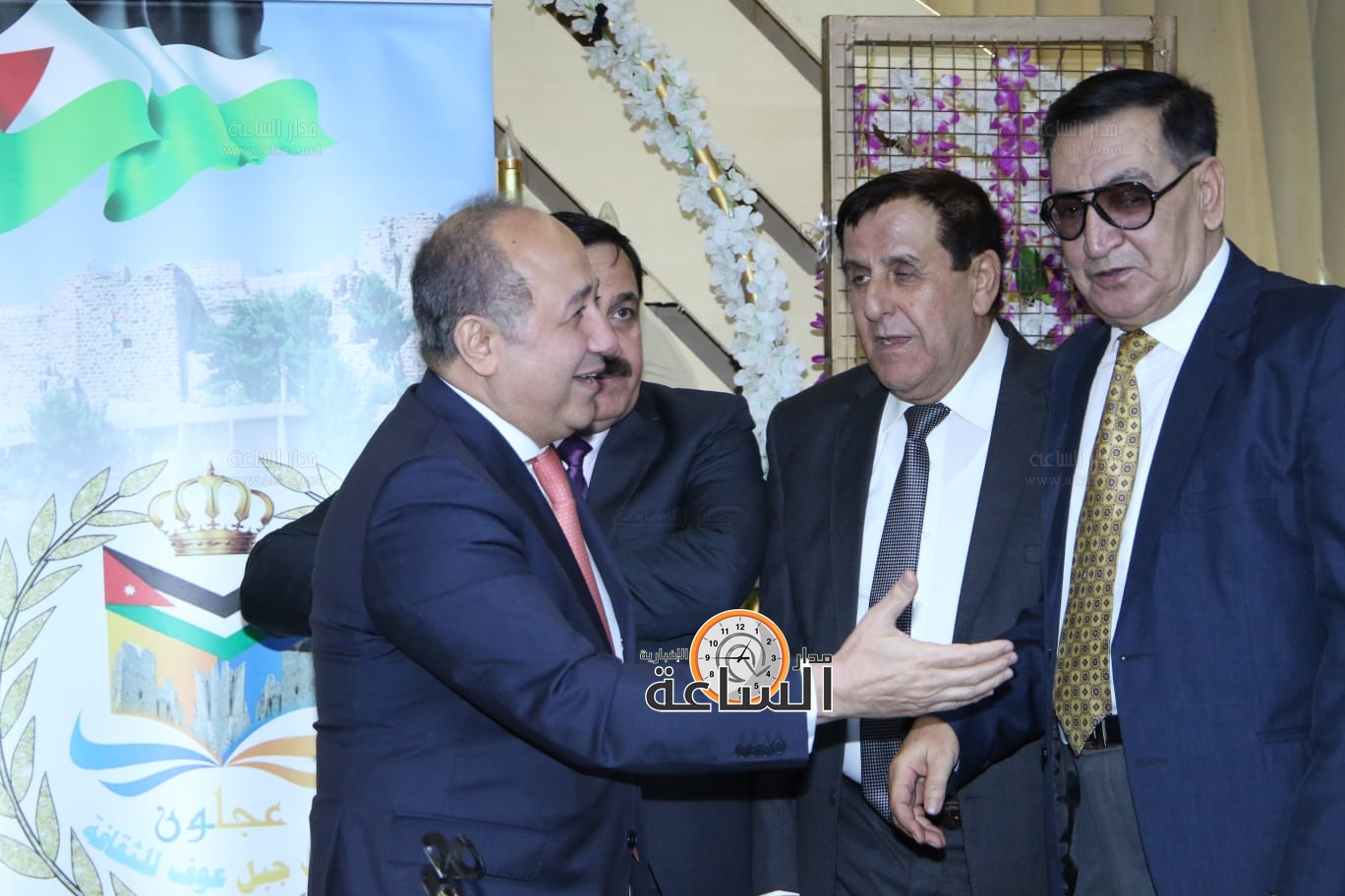 Madar Al-Saa Images 0.639245515674874