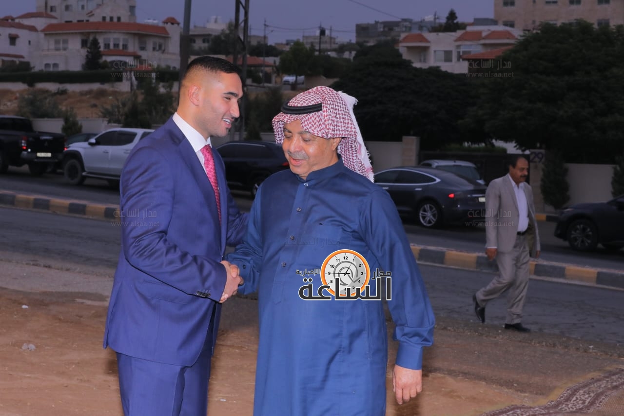 Madar Al-Saa Images 0.32355020243520105