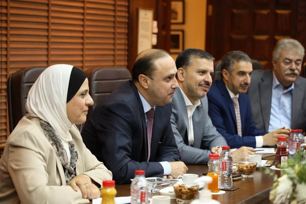 Madar Al-Saa Images 0.038294838903437434