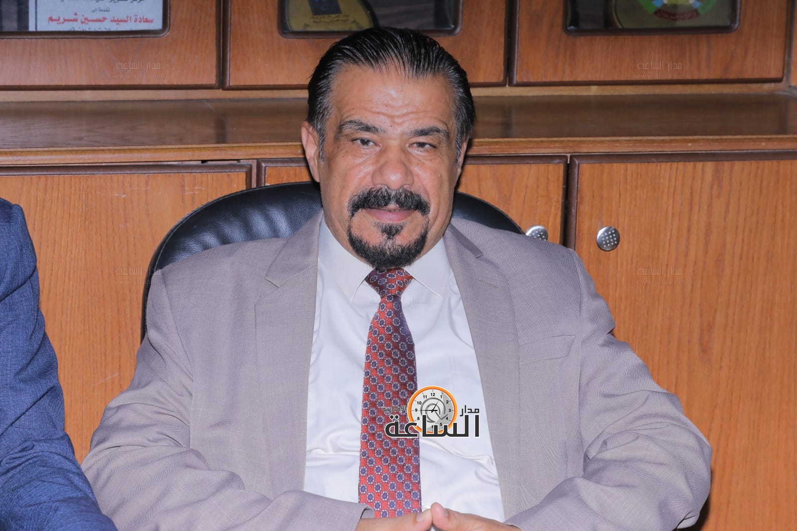 Madar Al-Saa Images 0.4499755200749451