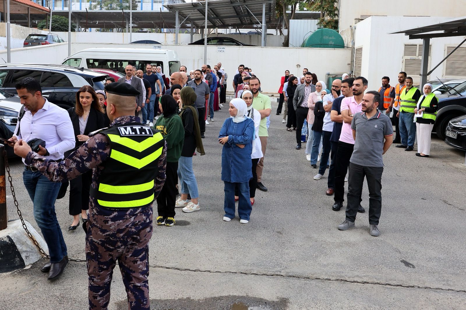 Madar Al-Saa Images 0.02461324244414853