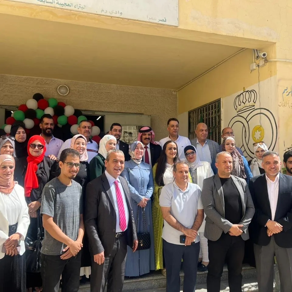 Madar Al-Saa Images 0.5779414737566089