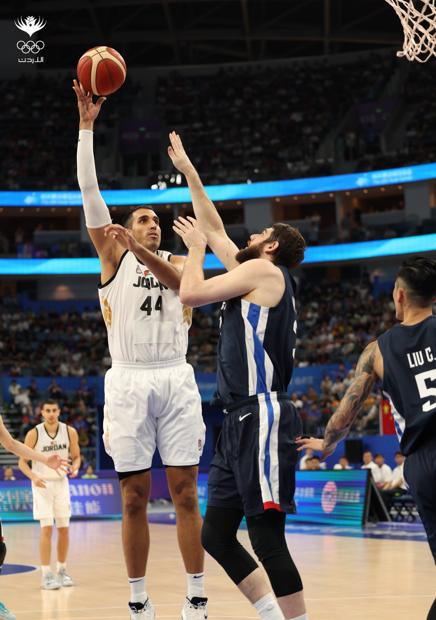 Madar Al-Saa Images 0.938124380287622