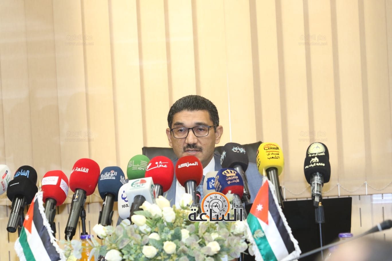 Madar Al-Saa Images 0.929685165316019