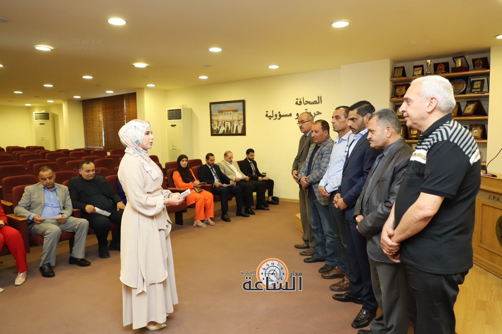 Madar Al-Saa Images 0.5380715860508798