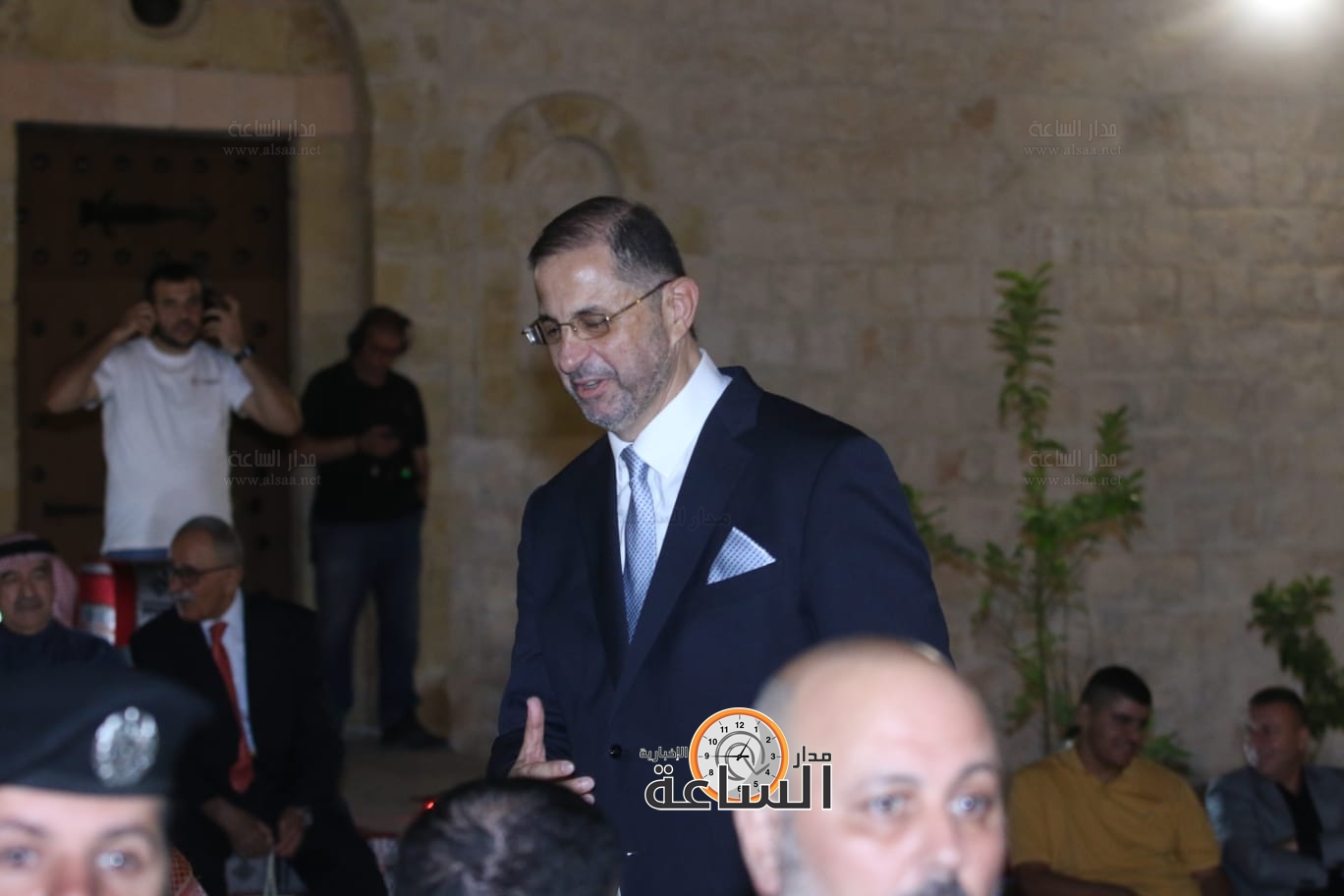 Madar Al-Saa Images 0.6175182641838428