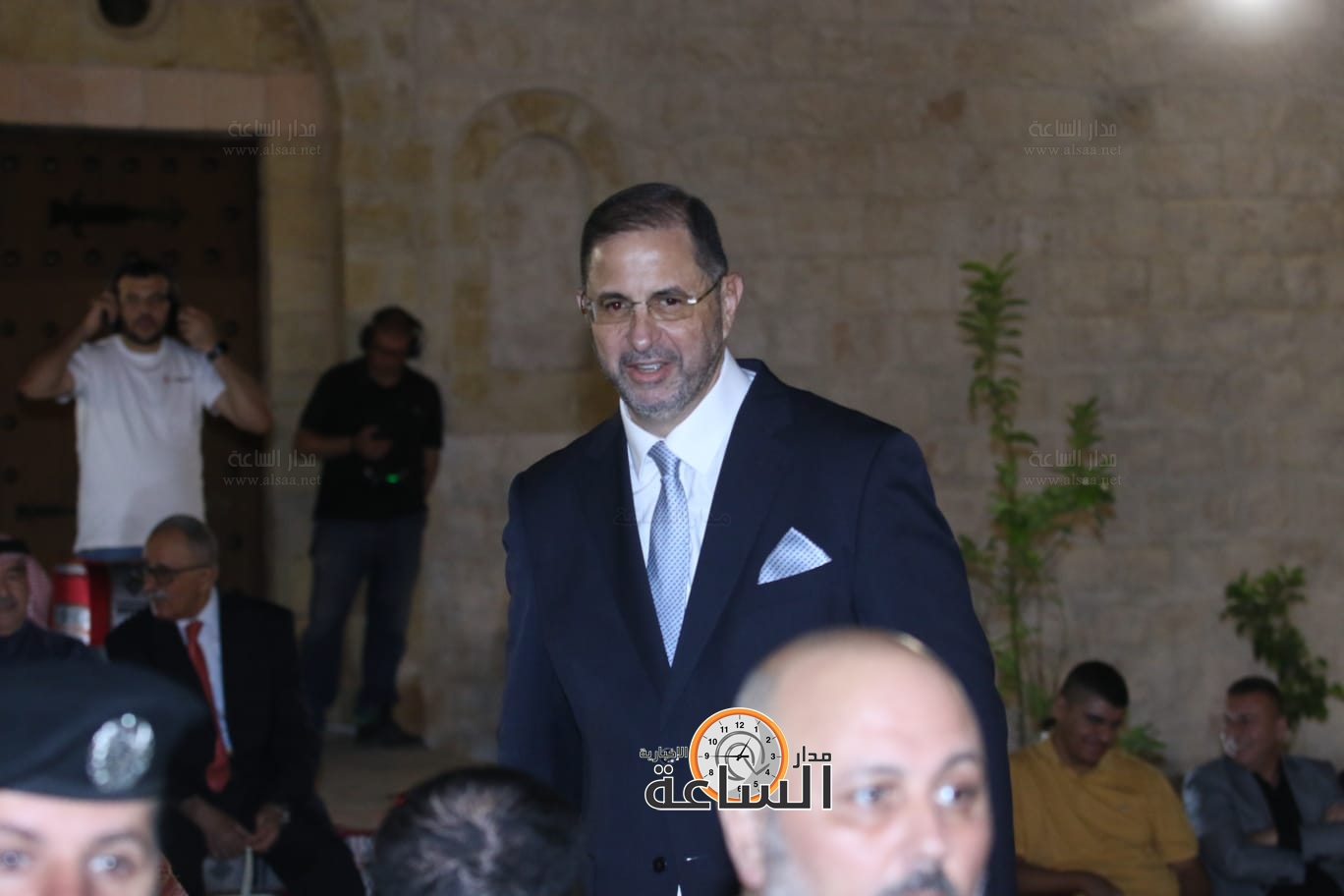 Madar Al-Saa Images 0.19066553930981667