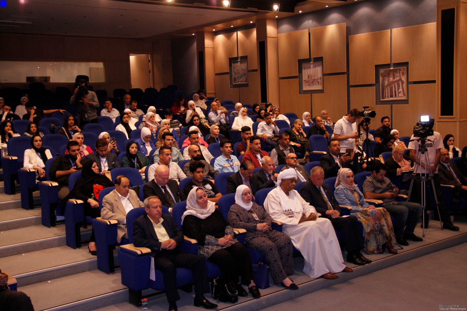 Madar Al-Saa Images 0.7134783510234353