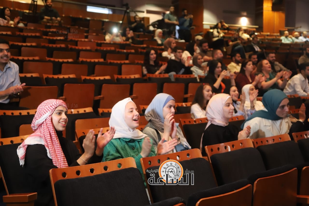 Madar Al-Saa Images 0.4922408776402927