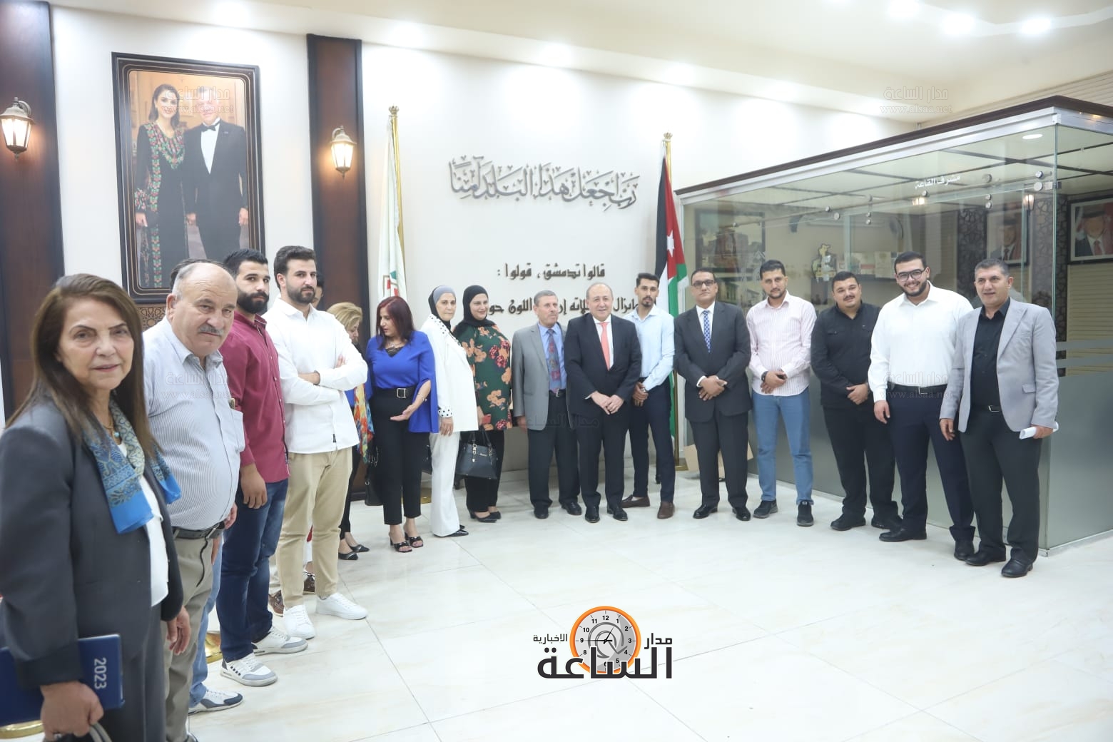 Madar Al-Saa Images 0.32986900890693116