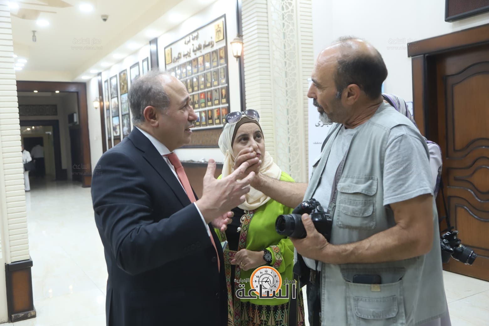 Madar Al-Saa Images 0.10375890242466368