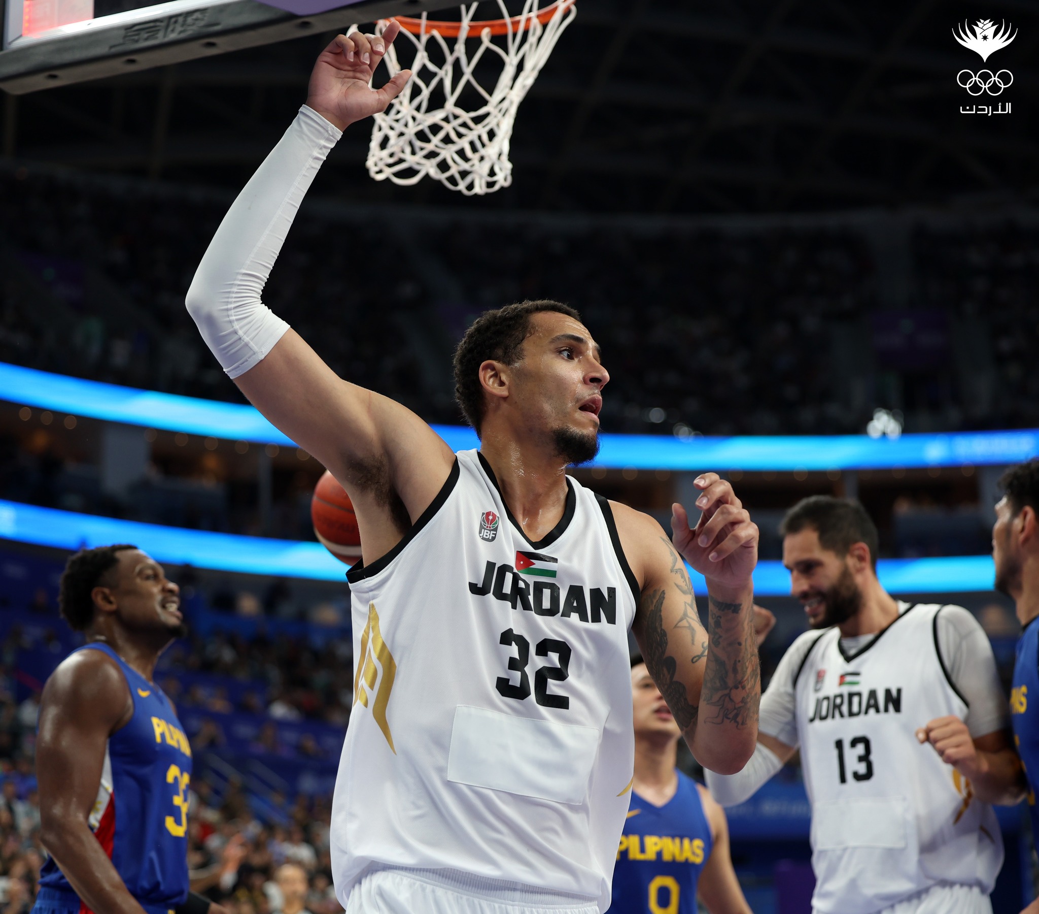 Madar Al-Saa Images 0.29149933583559706