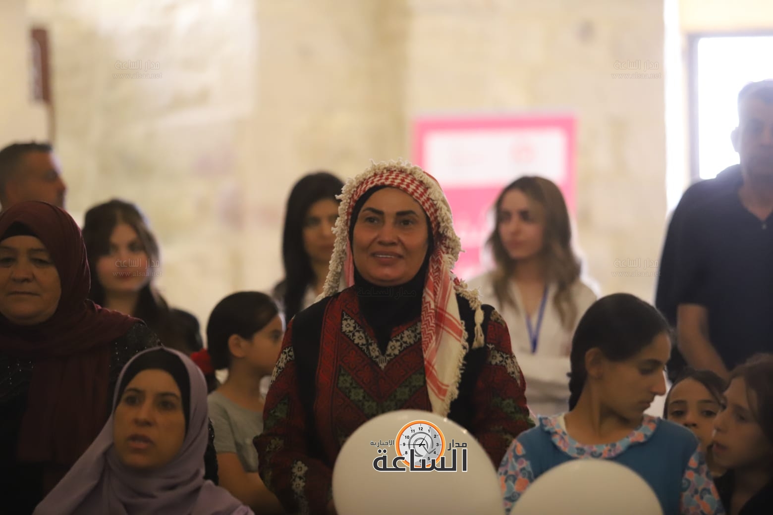 Madar Al-Saa Images 0.5695081572561131