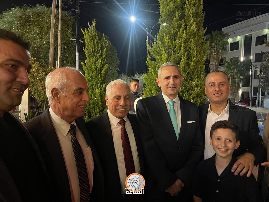 Madar Al-Saa Images 0.03802691713950135