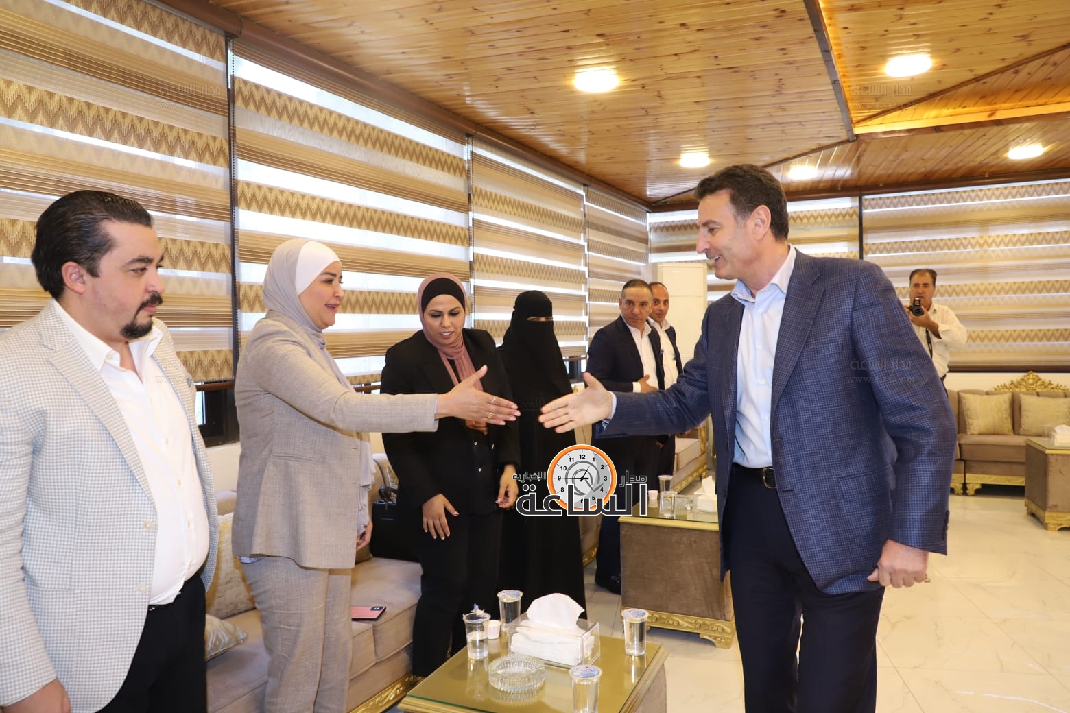 Madar Al-Saa Images 0.8304319563720994