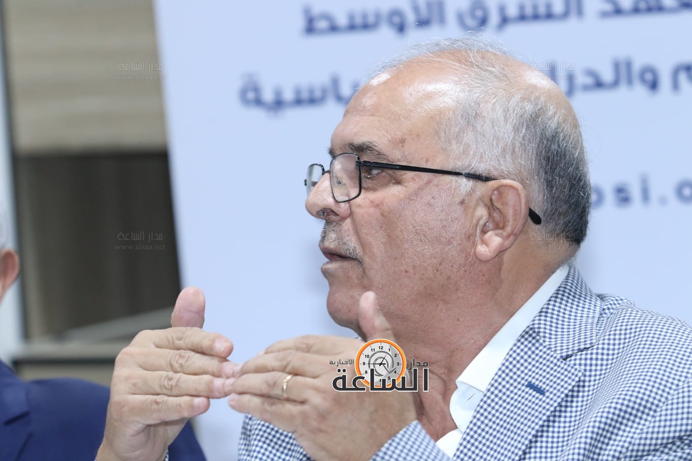 Madar Al-Saa Images 0.8808460329363221