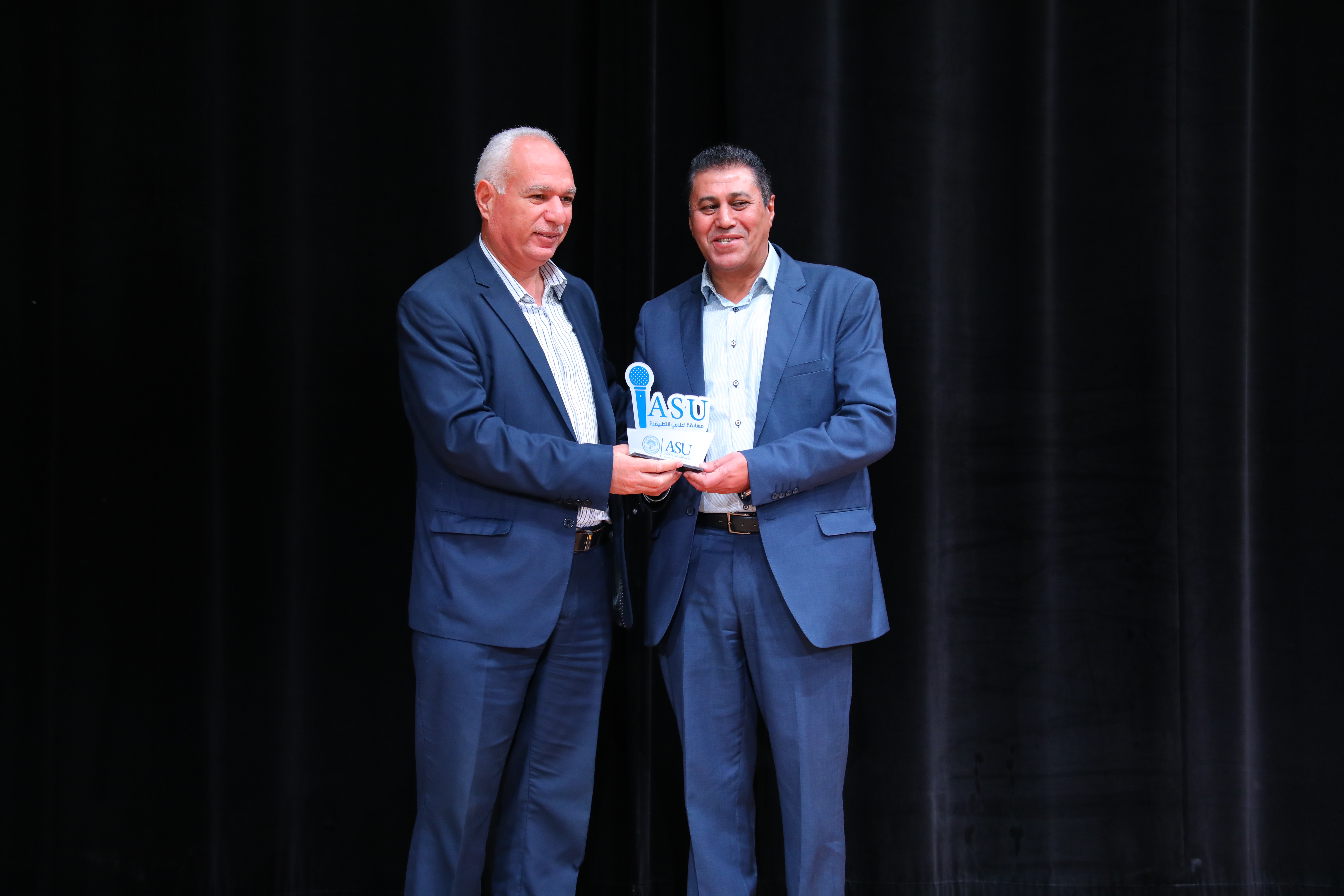 Madar Al-Saa Images 0.8396113901131259