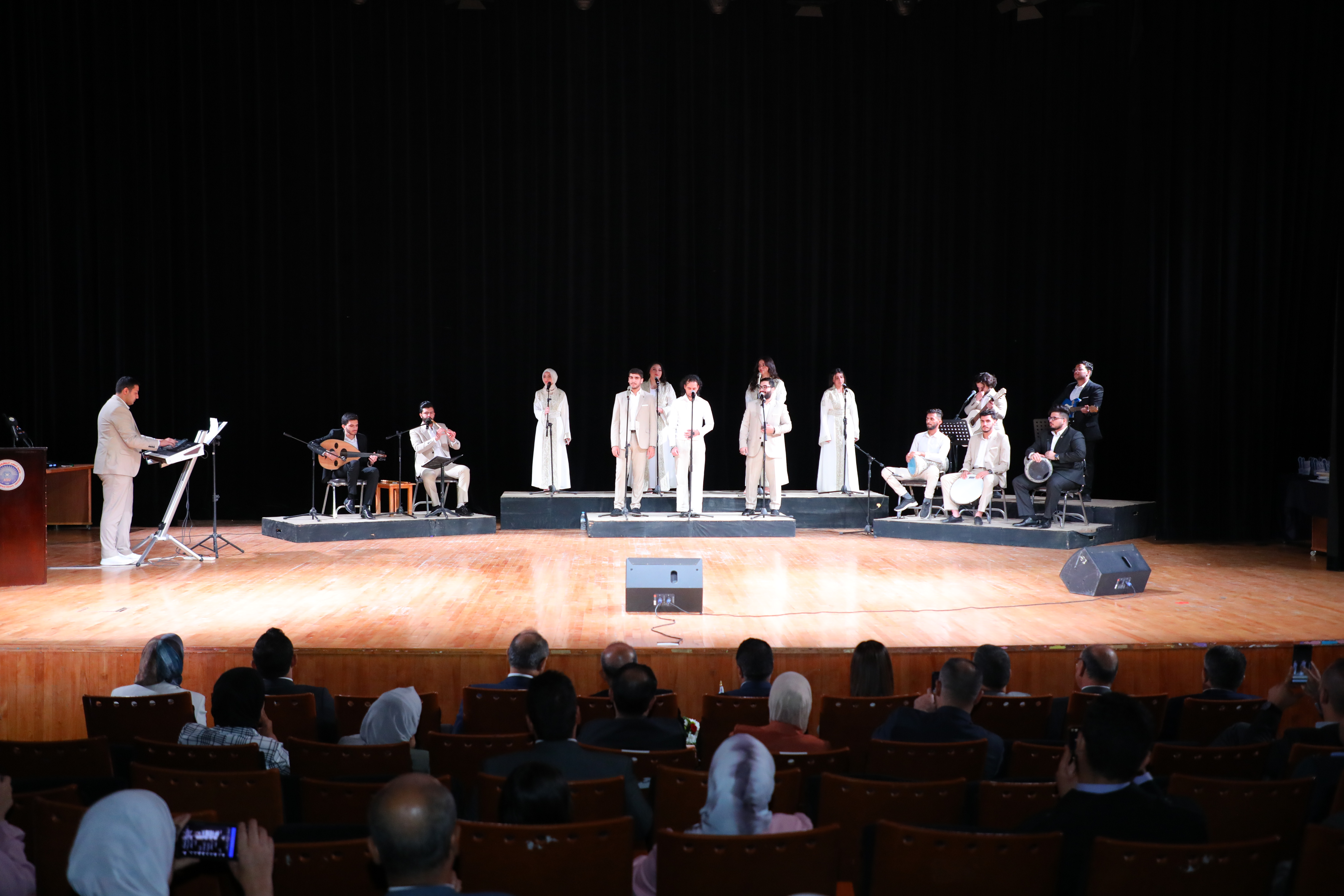 Madar Al-Saa Images 0.6283458865901321