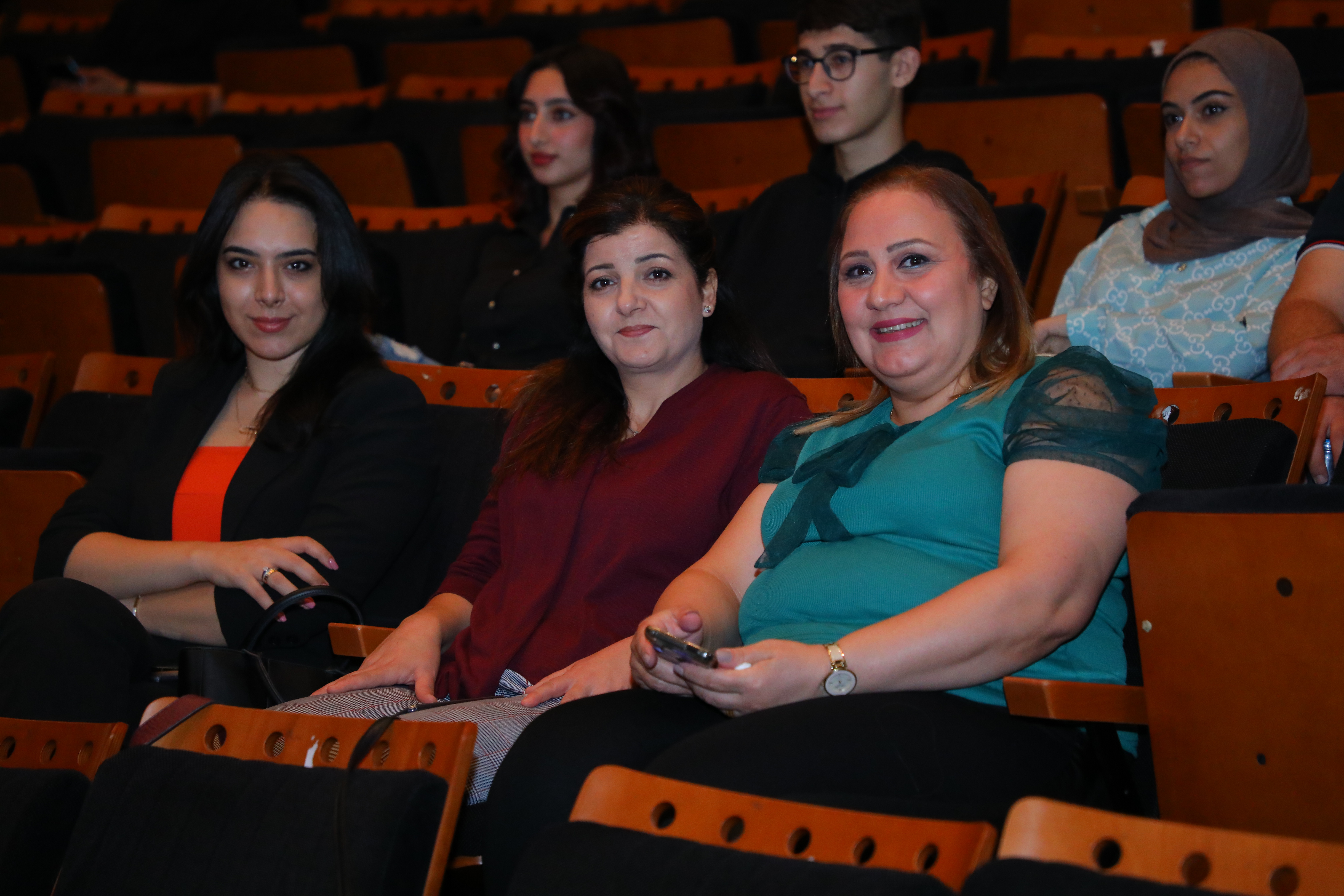 Madar Al-Saa Images 0.6316748262831116