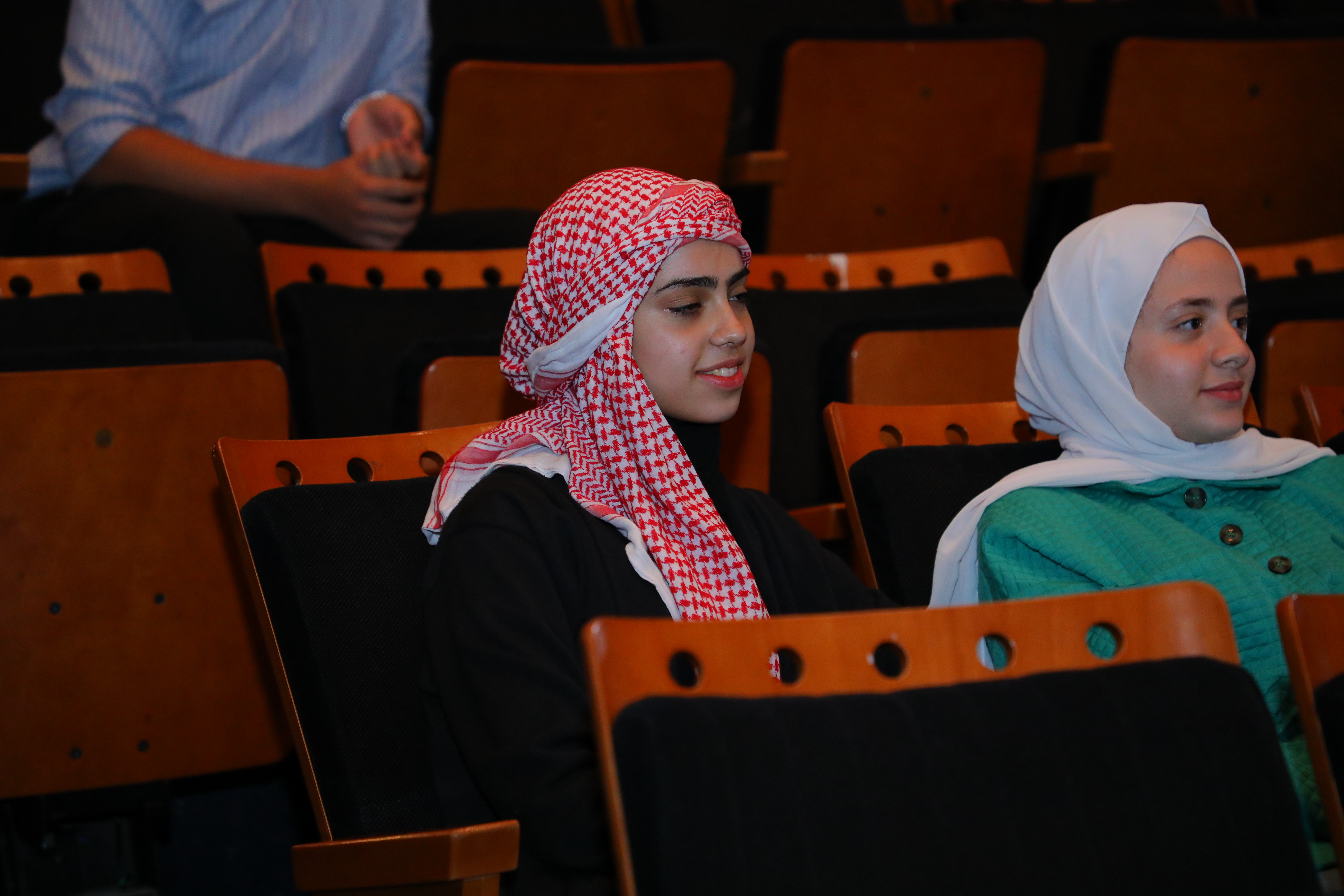 Madar Al-Saa Images 0.12666553424316196