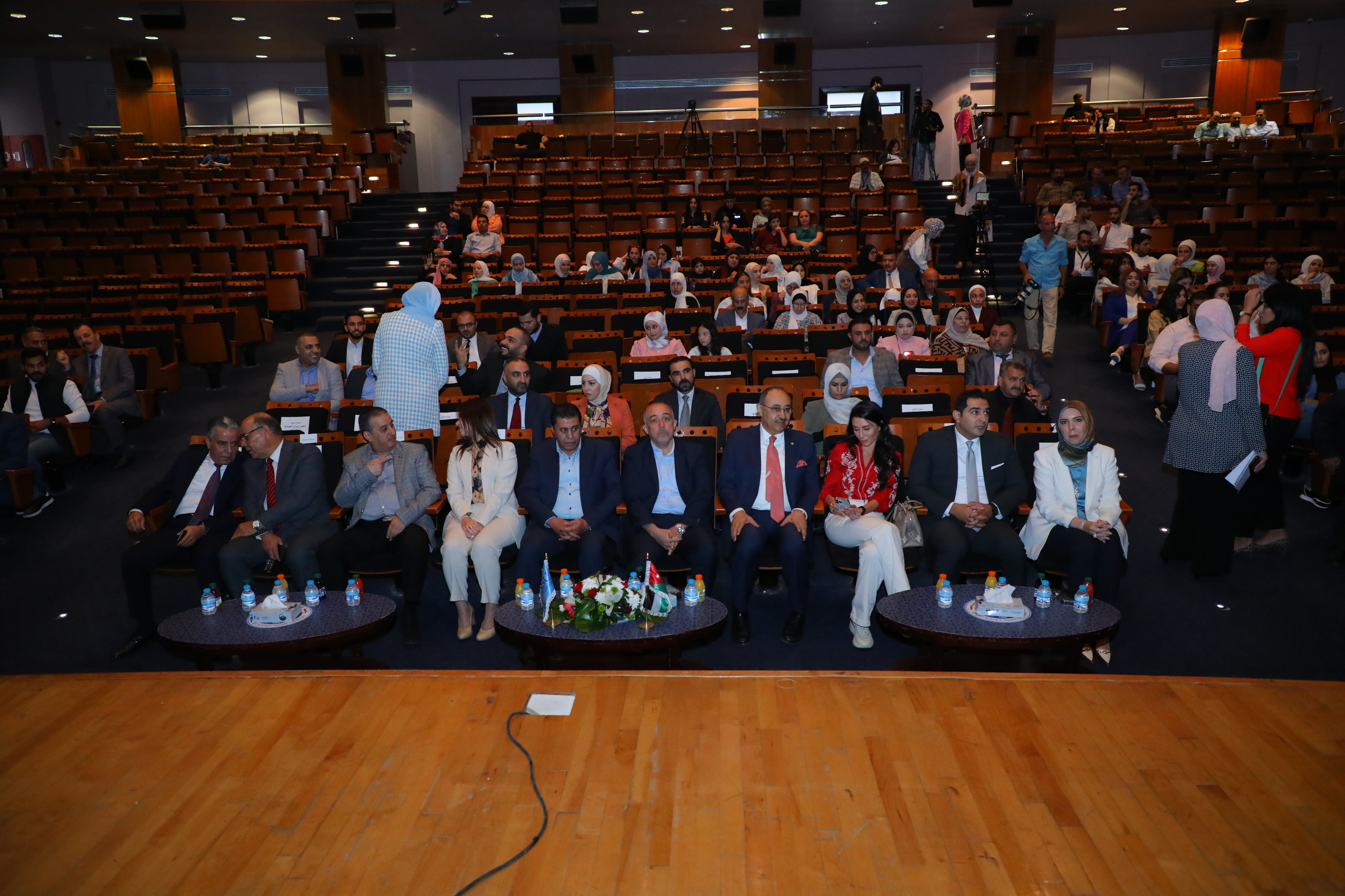 Madar Al-Saa Images 0.712774868489737