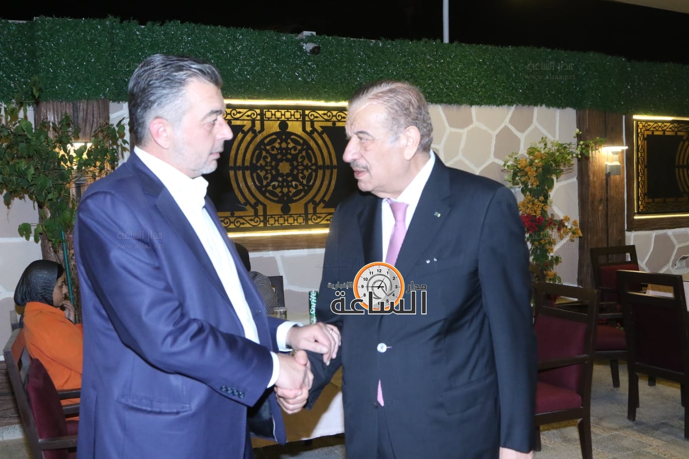 Madar Al-Saa Images 0.407086439325159