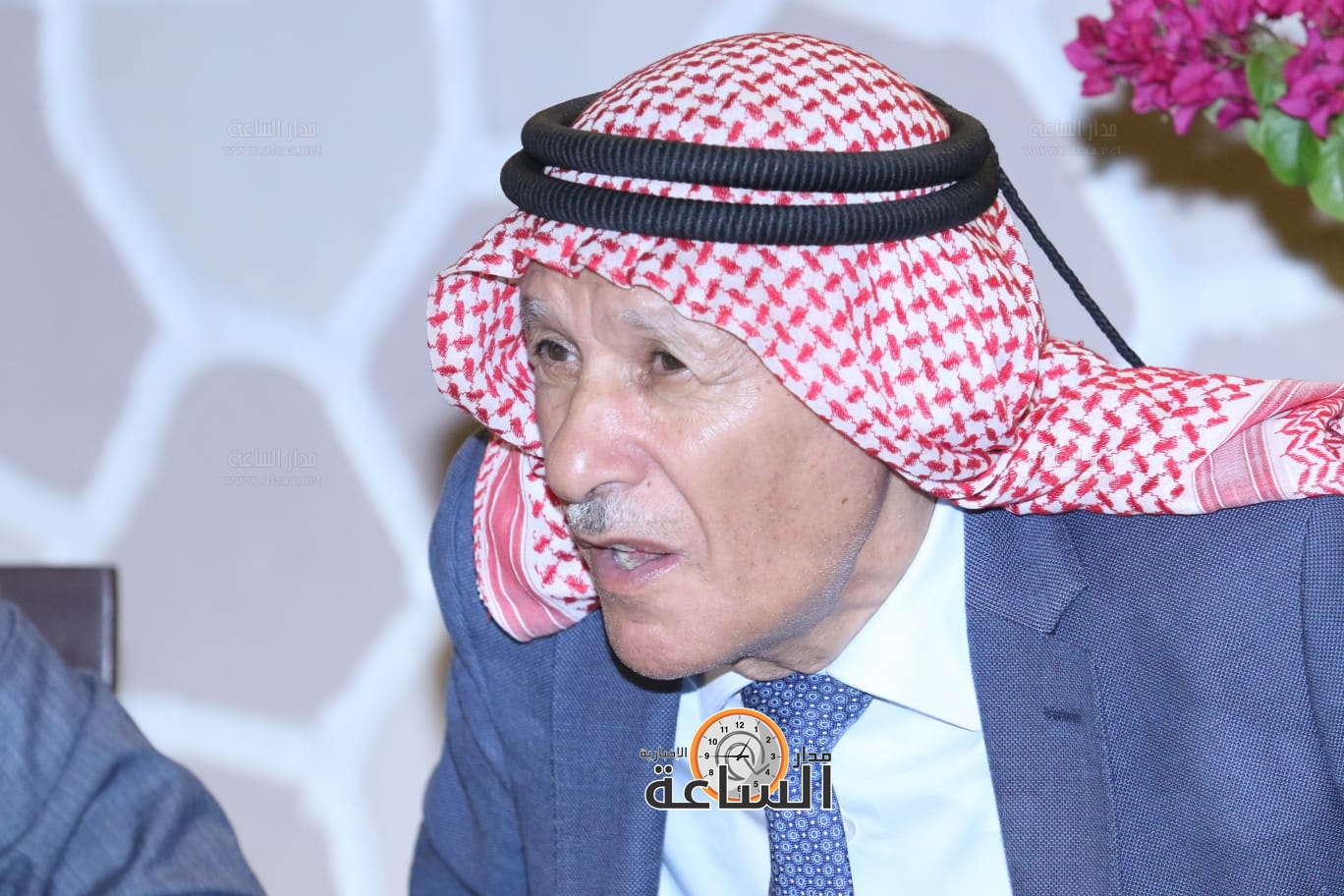 Madar Al-Saa Images 0.9538070883842331