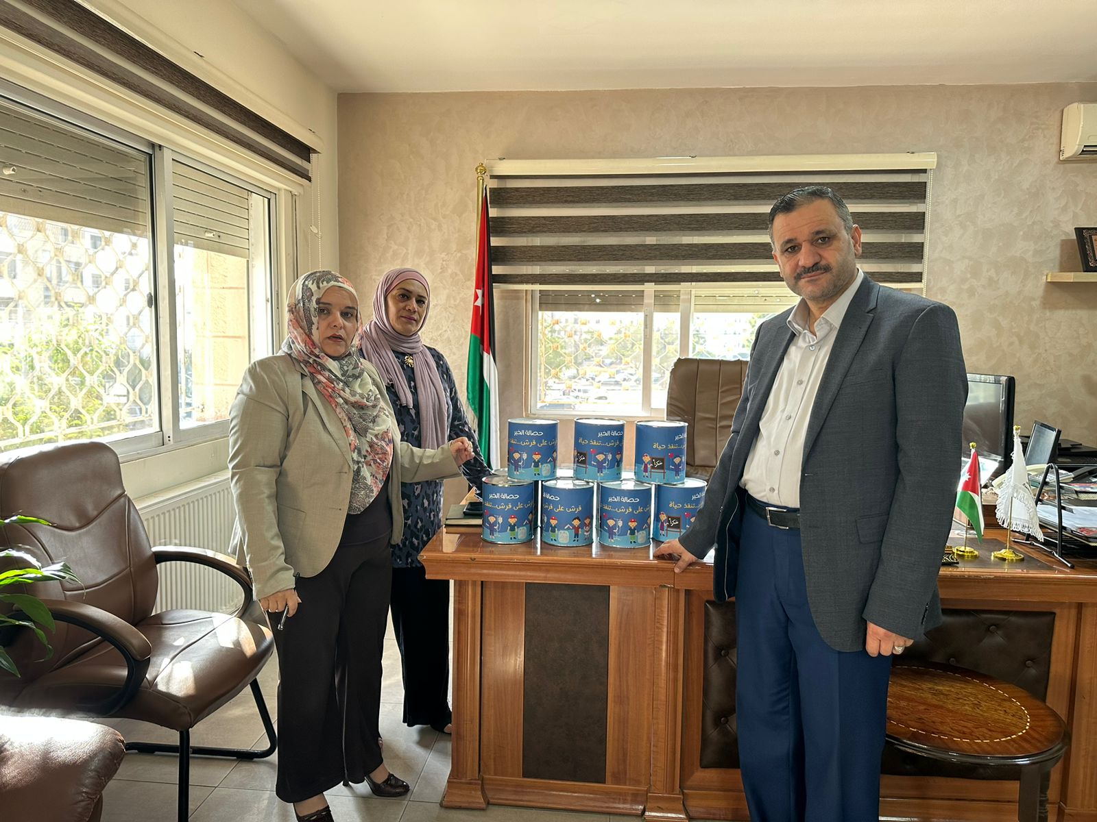 Madar Al-Saa Images 0.5272827875995576