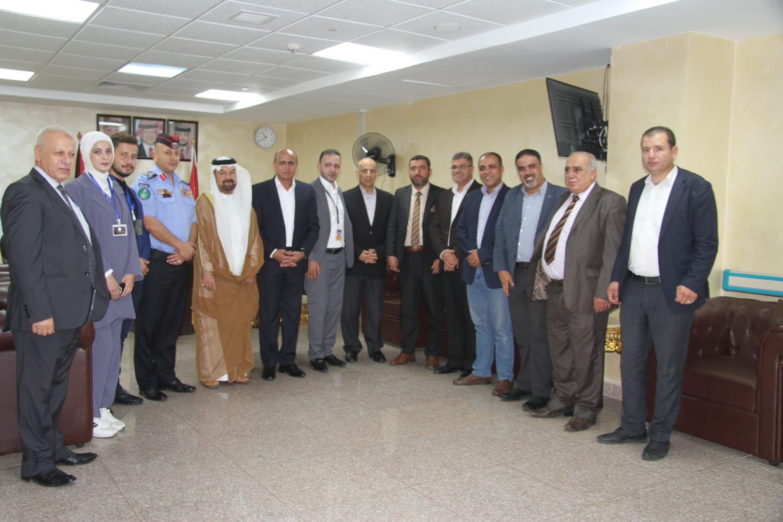 Madar Al-Saa Images 0.5373383487241747