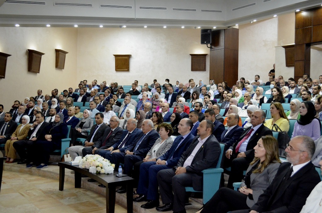 Madar Al-Saa Images 0.35914232101138155