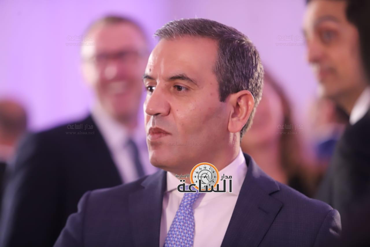 Madar Al-Saa Images 0.7483874984378893