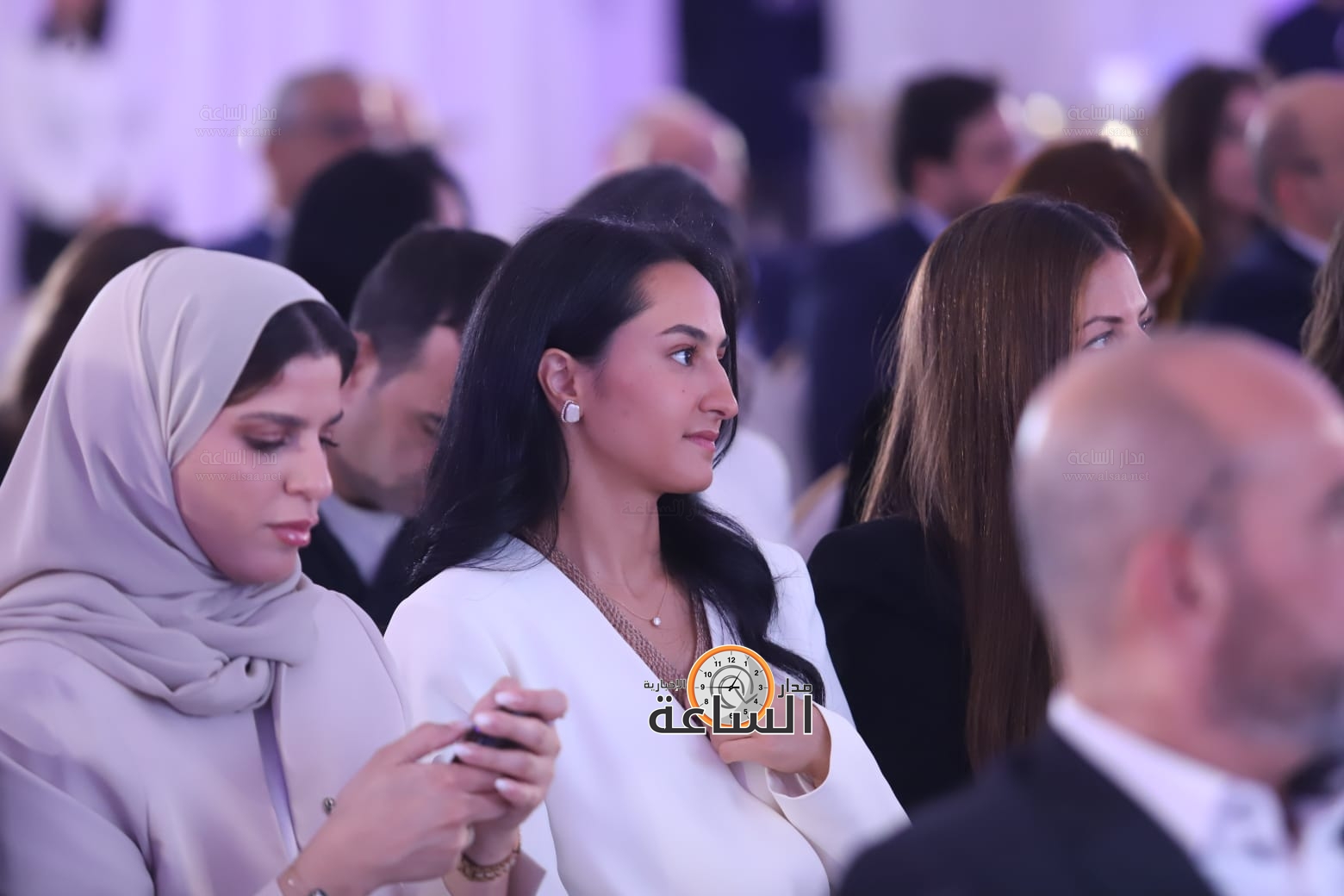 Madar Al-Saa Images 0.8708249882234191