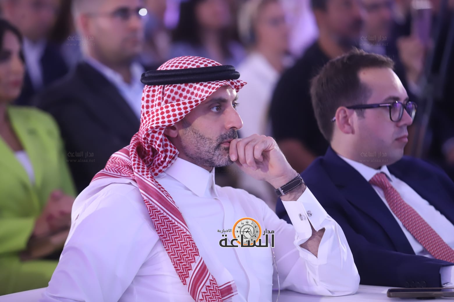 Madar Al-Saa Images 0.49041740899337305