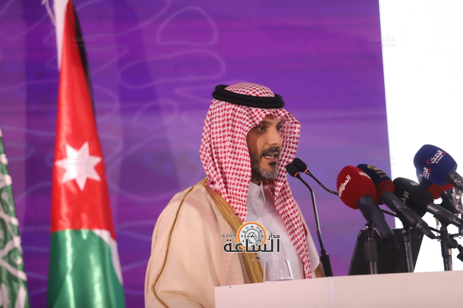 Madar Al-Saa Images 0.7656805210770656