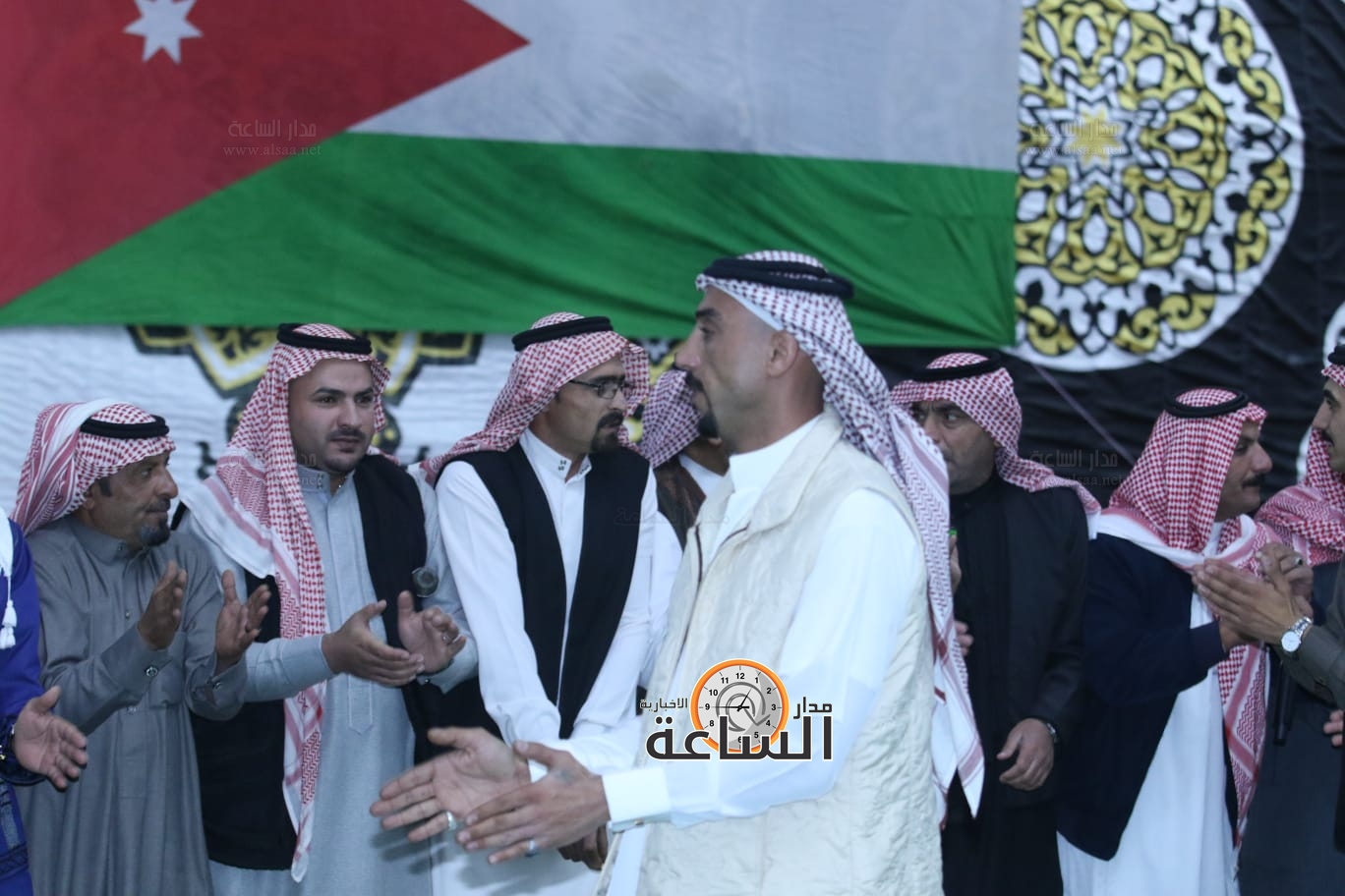 Madar Al-Saa Images 0.48227996855268396