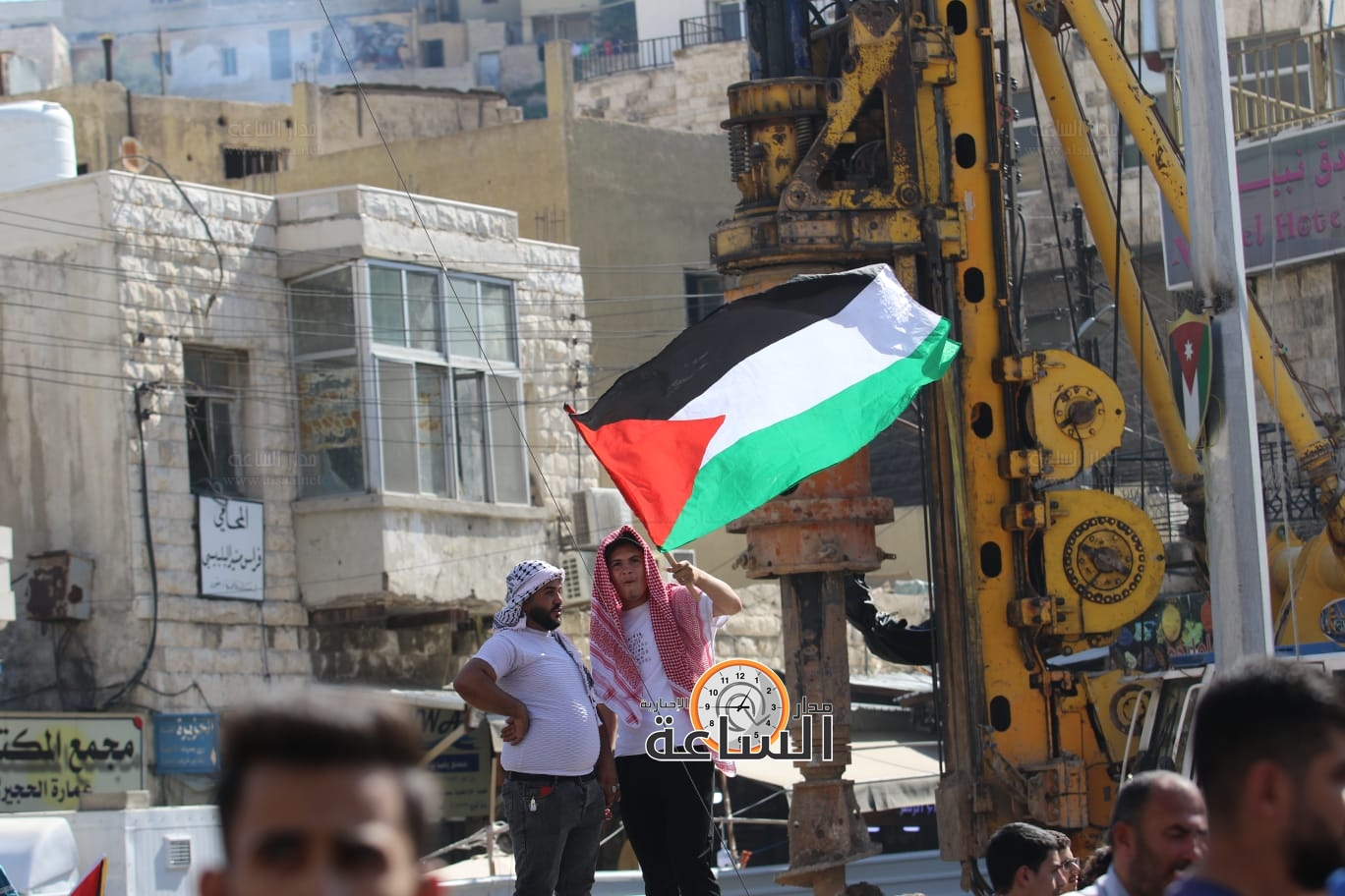 Madar Al-Saa Images 0.5833549857442442