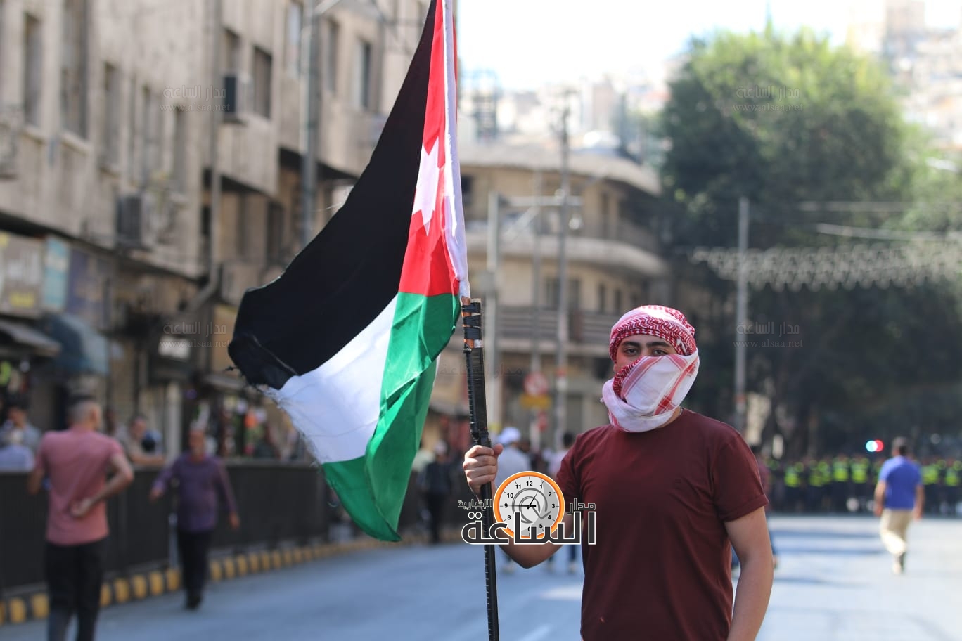 Madar Al-Saa Images 0.04337298452842986