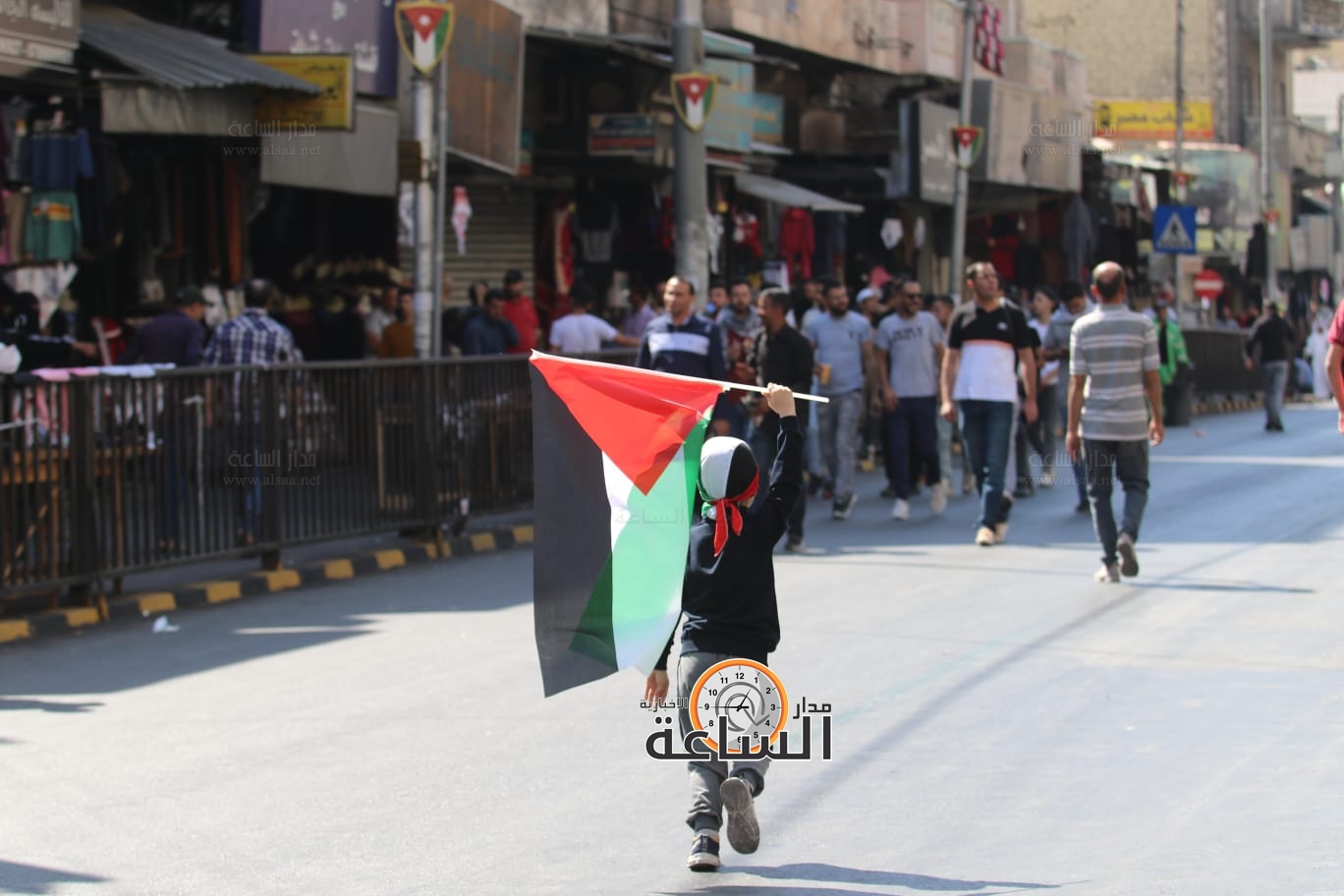 Madar Al-Saa Images 0.3130339932931694