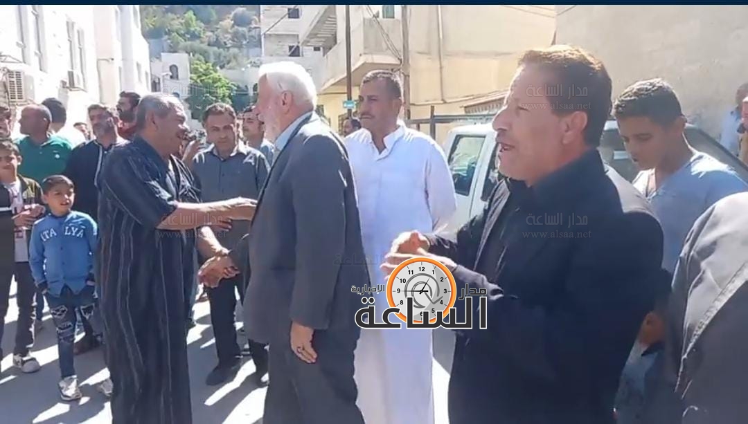 Madar Al-Saa Images 0.8740596880887384