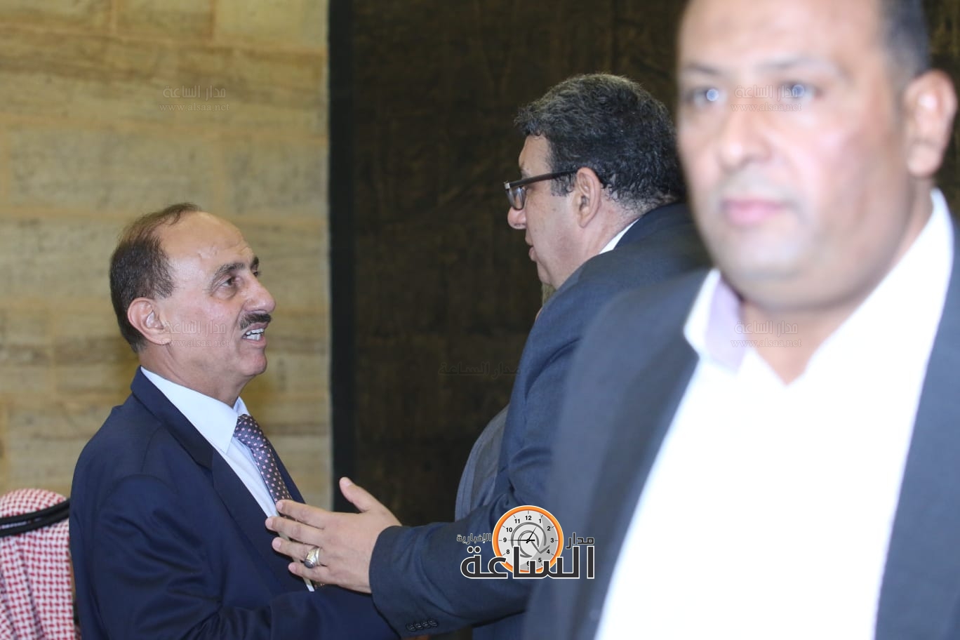 Madar Al-Saa Images 0.40139486387778445