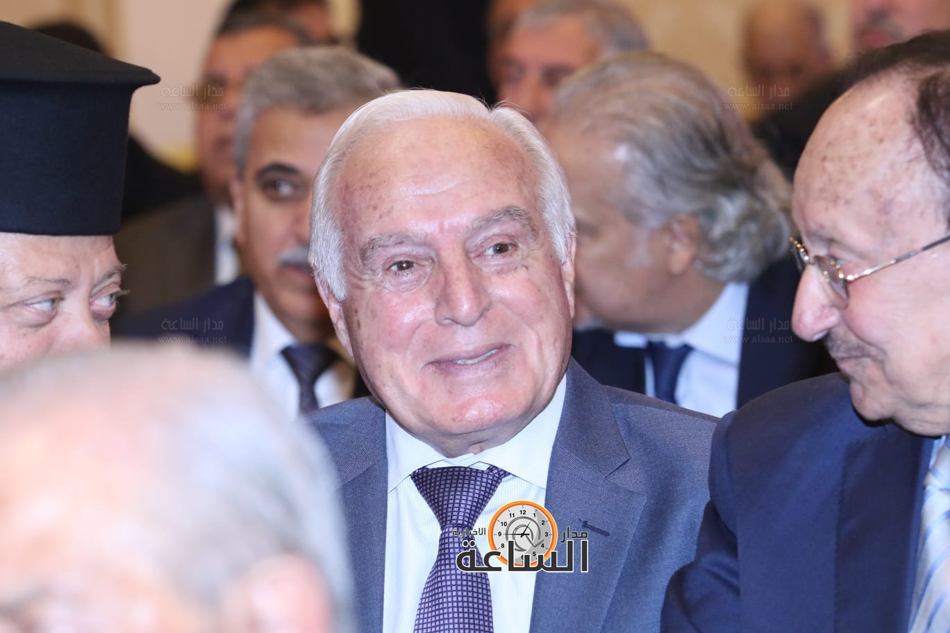 Madar Al-Saa Images 0.461996615294042