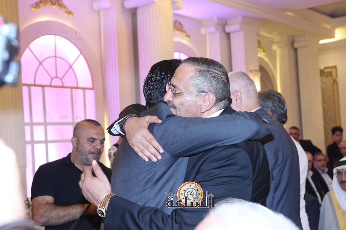 Madar Al-Saa Images 0.8658709207092465