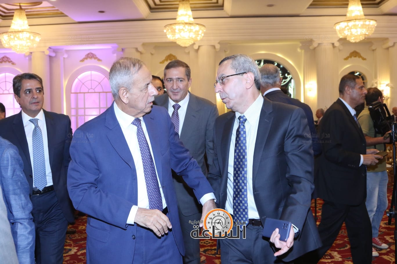 Madar Al-Saa Images 0.7527180810361986