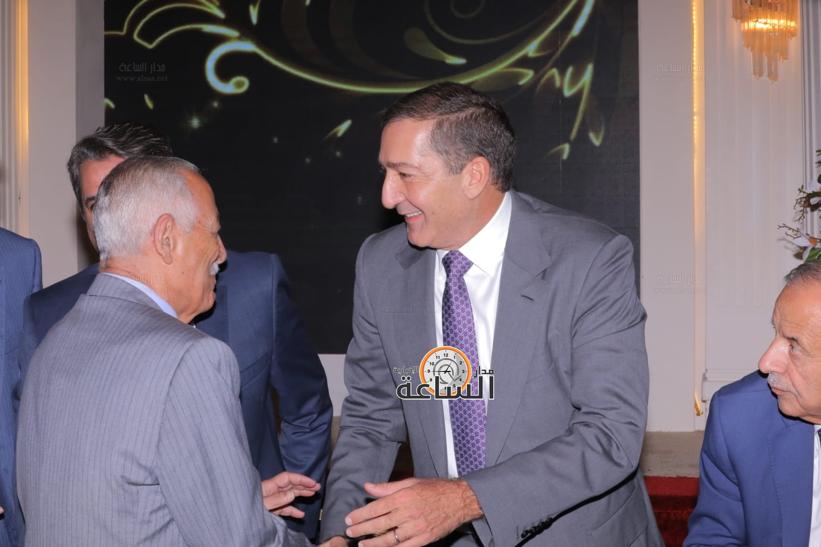 Madar Al-Saa Images 0.8103463137624645