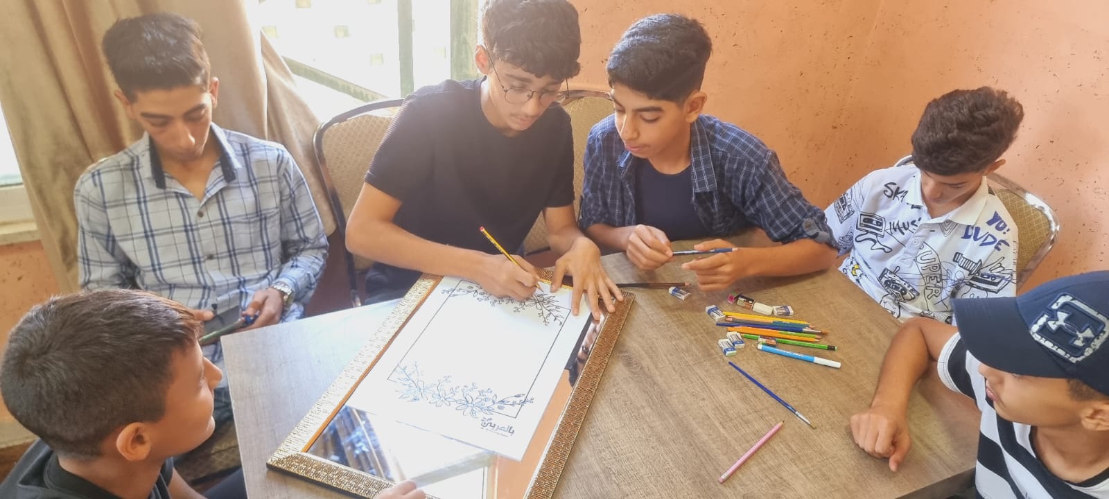 Madar Al-Saa Images 0.8309668099871756