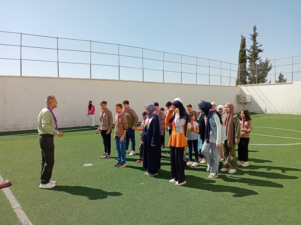 Madar Al-Saa Images 0.05791327230158694