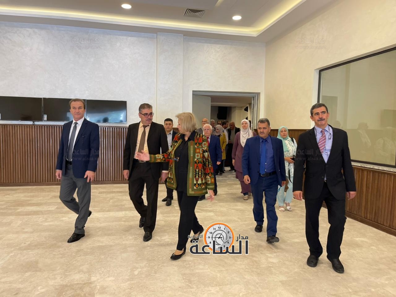 Madar Al-Saa Images 0.5629503816269972