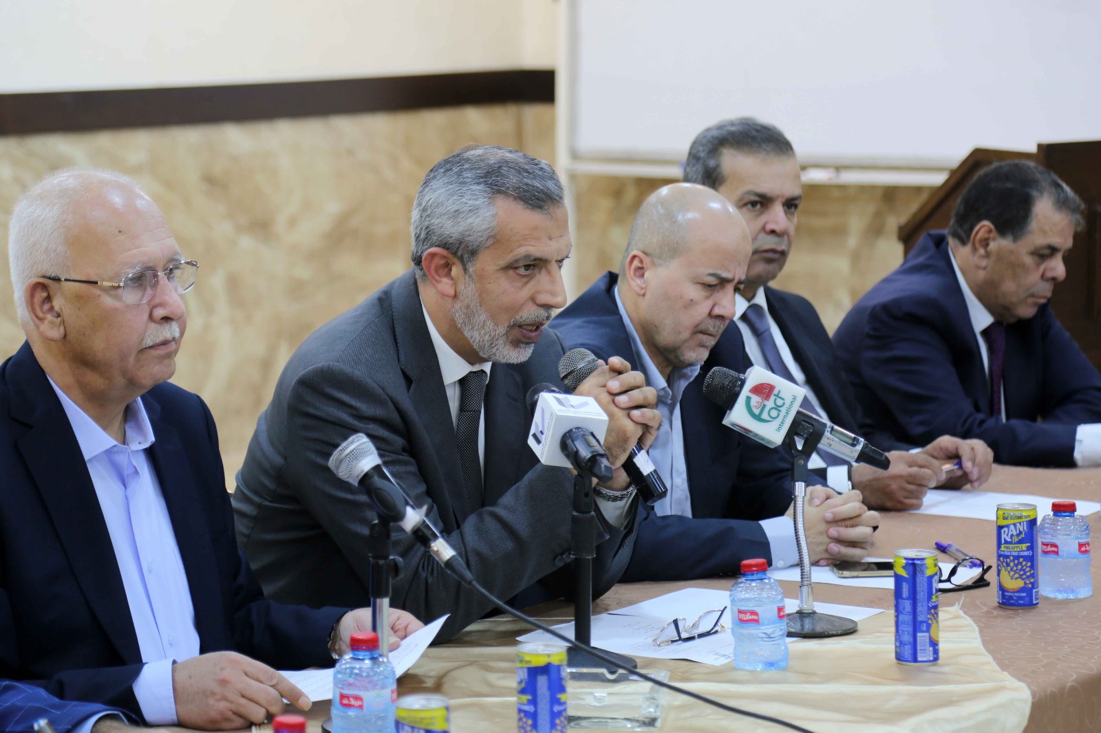 Madar Al-Saa Images 0.5590175713353036